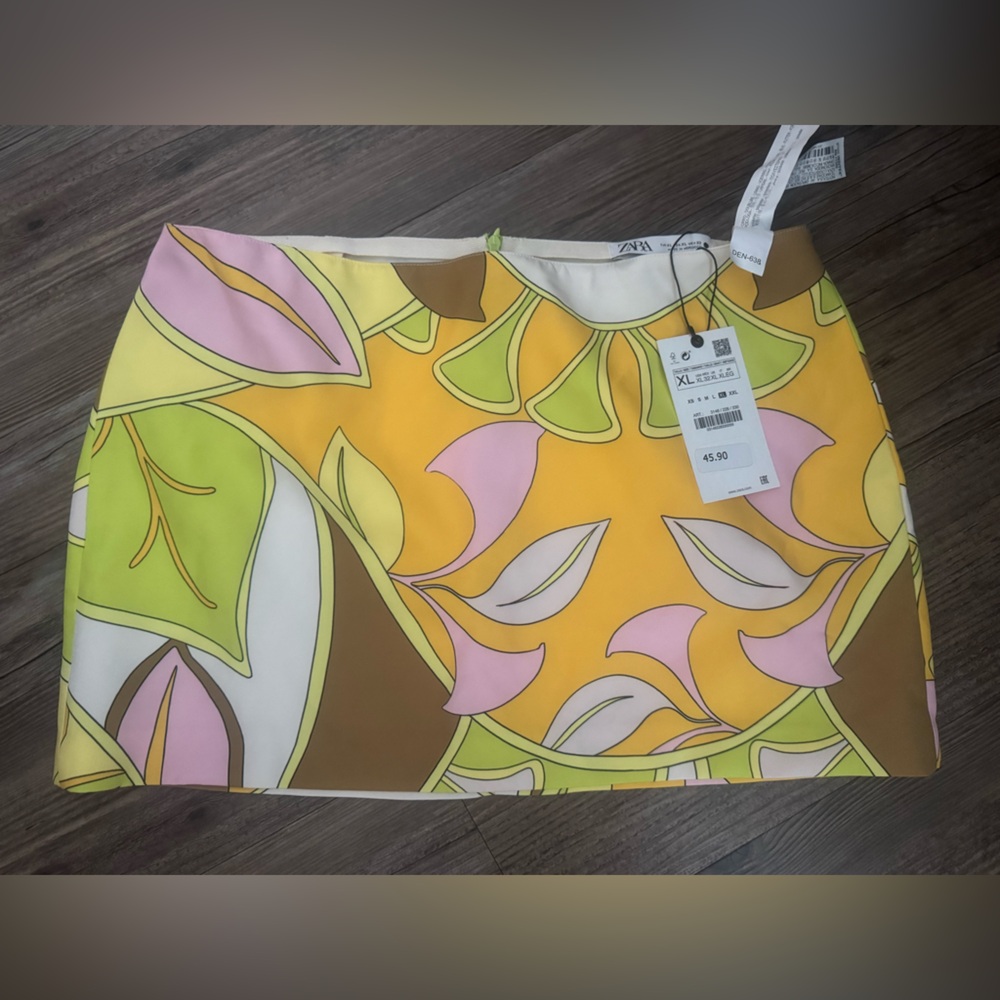 Zara Pucci-inspired swirl print skirt - XL NWT